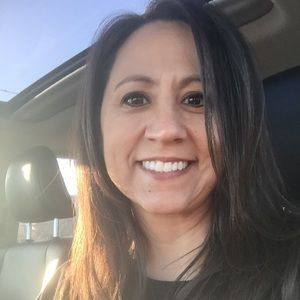 Meet your Posher, Melissa